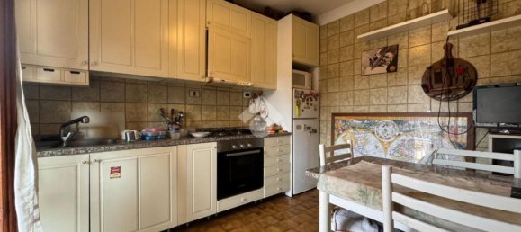 Casa de 10 habitaciónes en Lombriasco, Italy No. 151098 7