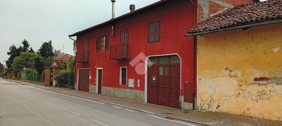 Casa de 10 habitaciónes en Lombriasco, Italy No. 151098 3