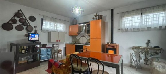 Casa de 10 habitaciónes en Lombriasco, Italy No. 151098 11