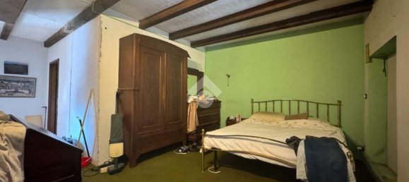 Casa de 10 habitaciónes en Lombriasco, Italy No. 151098 8