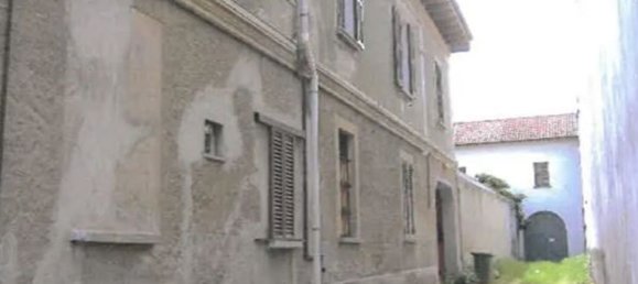 2-Zimmer Wohnung in Busto Arsizio, Italy, Nr. 180290 3