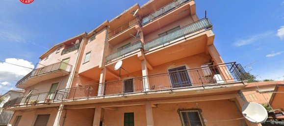 3 bedrooms Apartment in Colleferro, Italy No. 101766 5