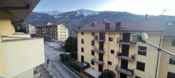 Dúplex de 3 habitaciónes en Lucoli, Italy No. 110619 11