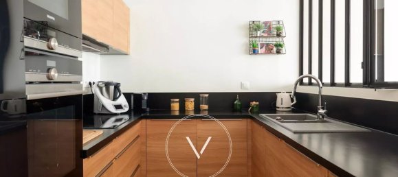 2 bedrooms Apartment in Paris, France No. 173630 3