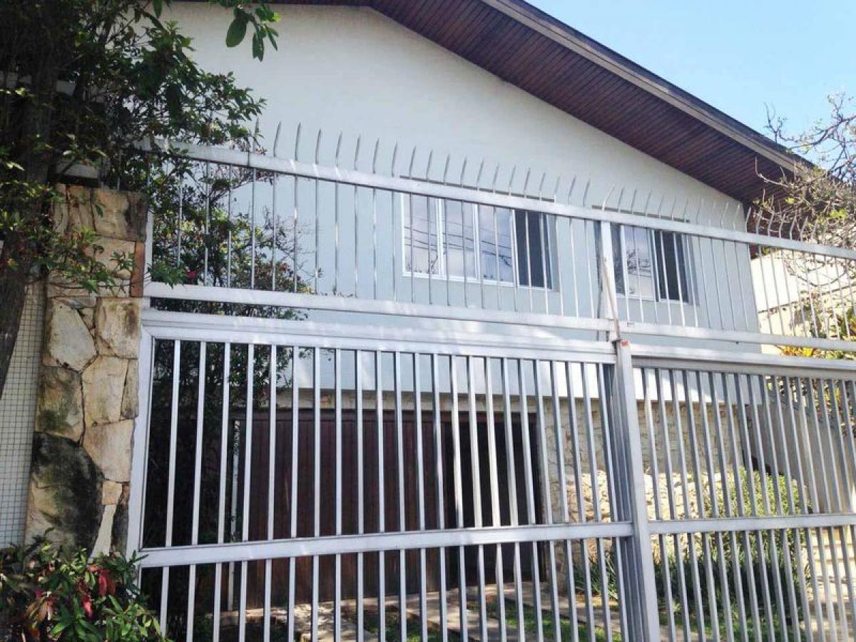 4 bedrooms House in Sao Paulo, Brazil No. 482946