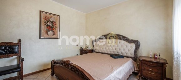 4 bedrooms Apartment in Reggio Emilia, Italy No. 371720 10