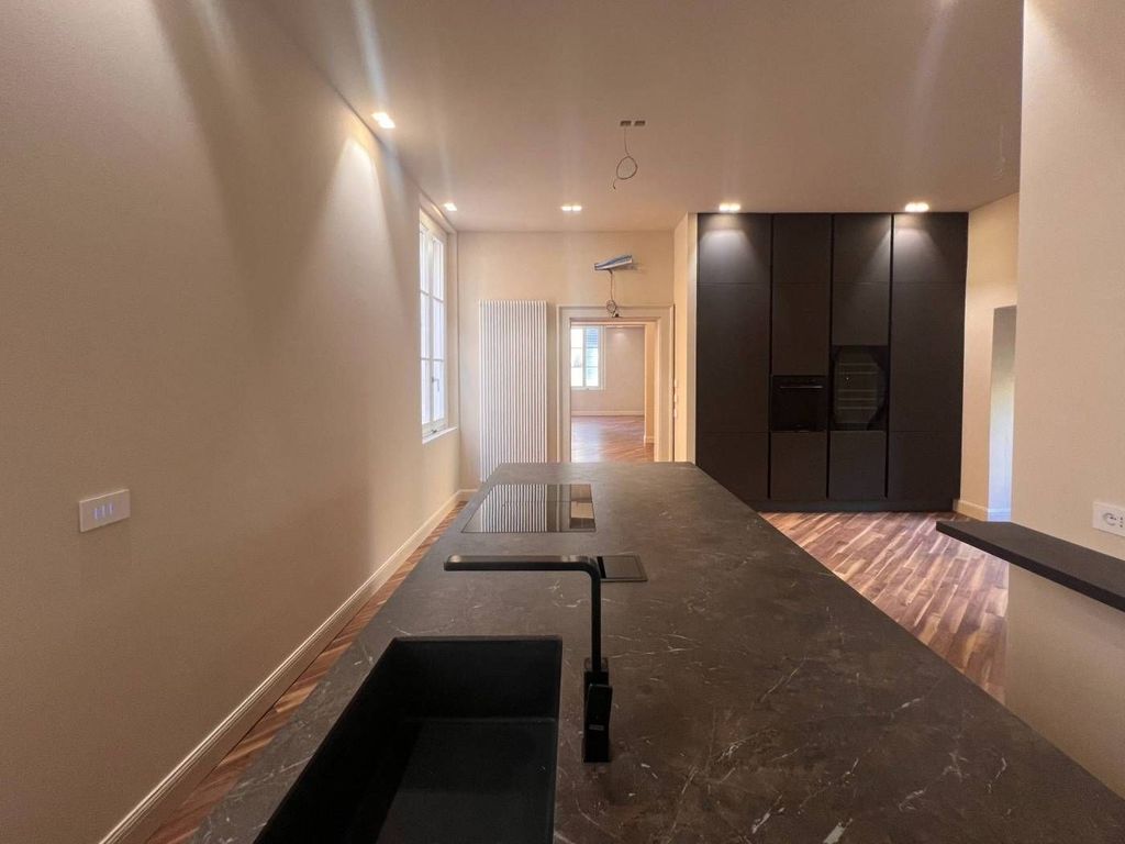 2 bedrooms Apartment in Carpi, Italy No. 386089