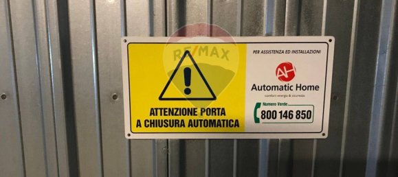 24m² Garage in Milan, Italy No. 246831 10