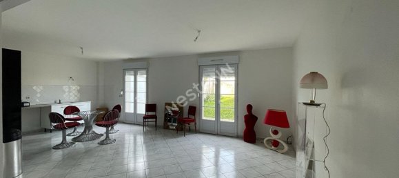 3 Schlafzimmer Haus in Blois, France, Nr. 58373 18