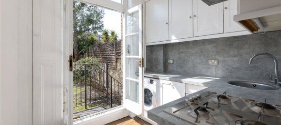 1 bedroom Apartment in London, United Kingdom No. 3795 3