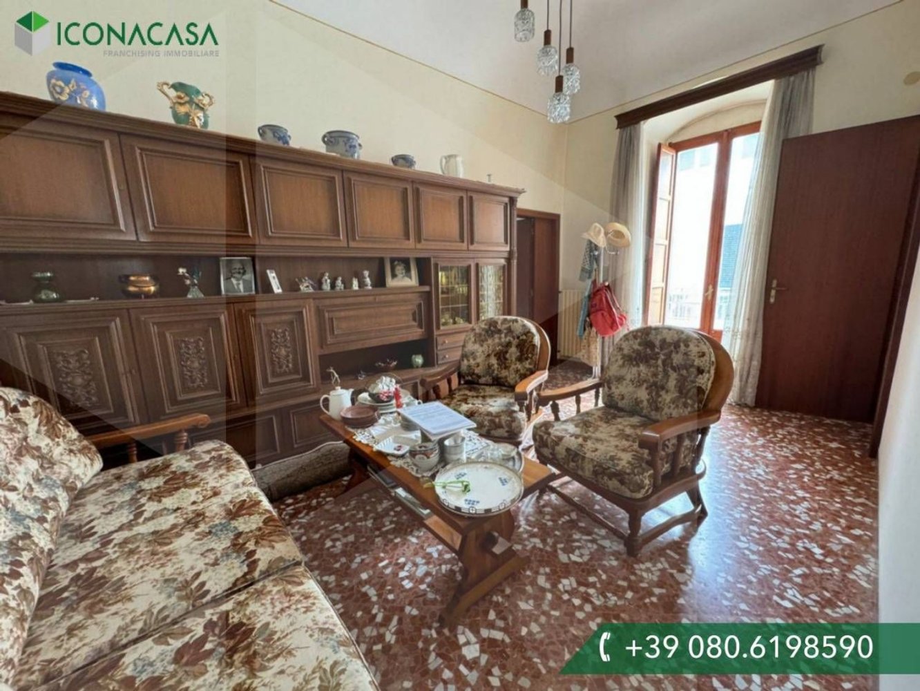 7 rooms Duplex in Castellana Grotte, Italy No. 26412