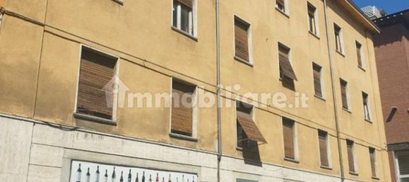 5 rooms Building in Fidenza, Italy No. 138668 3