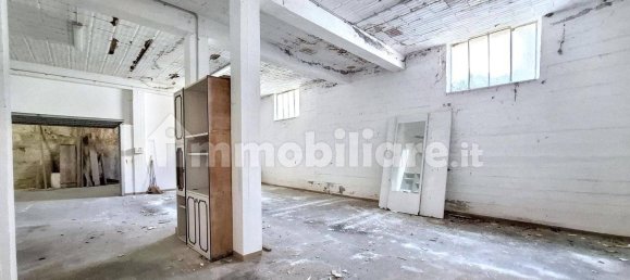 Склад 116м² в Кастельпланио, Италия № 317828 2