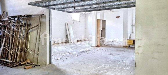 Склад 116м² в Кастельпланио, Италия № 317828 6