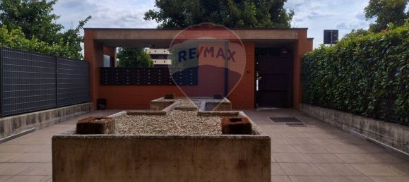 2 bedrooms Apartment in Parma, Italy No. 344097 19