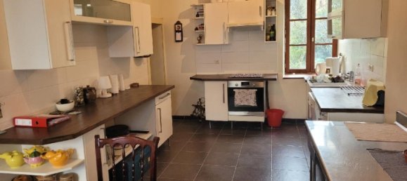 Adosado de 4 dormitorios en Saint-Victor-de-Buthon, France No. 216194 2