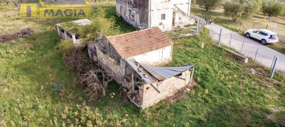 8 rooms House in Monteprandone, Italy No. 124717 12