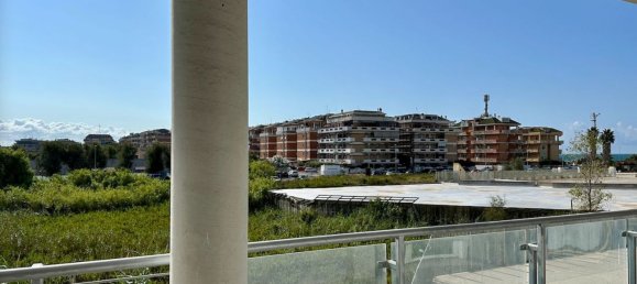 2 rooms Apartment in Rome, Italy No. 277149 15