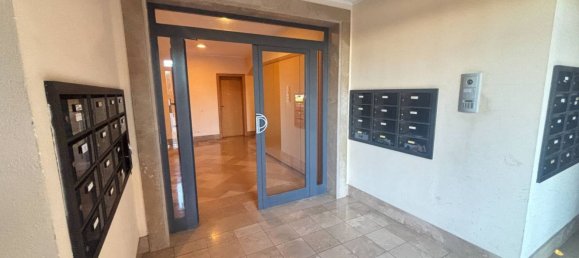 Квартира с 3 комнатами в Рим, Италия № 82173 13