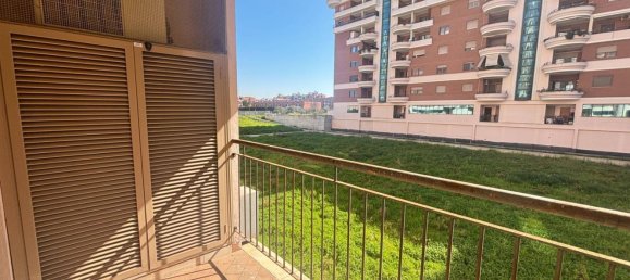 Квартира с 3 комнатами в Рим, Италия № 82173 10