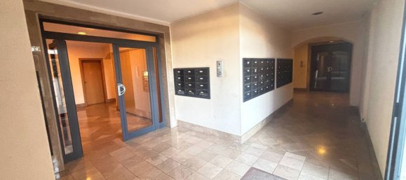 Квартира с 3 комнатами в Рим, Италия № 82173 12