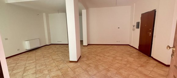 Квартира с 3 комнатами в Рим, Италия № 82173 2