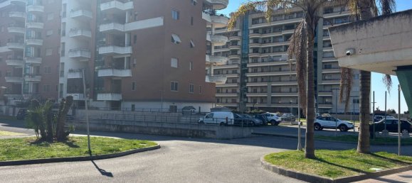 Квартира с 3 комнатами в Рим, Италия № 82173 22