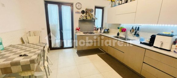 2 bedrooms Apartment in Bari, Italy No. 108688 6