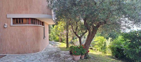 8 bedrooms Villa in Treia, Italy No. 110232 2