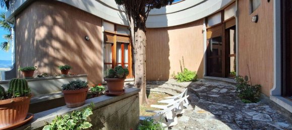 8 bedrooms Villa in Treia, Italy No. 110232 3