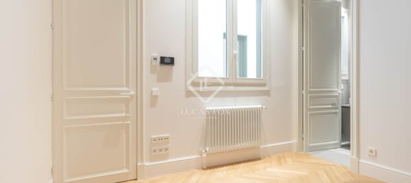 2 chambres Appartement à Ciutat Vella, Spain No. 33968 9