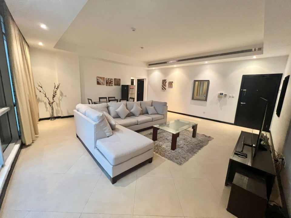2 bedrooms Apartment in Manama, Bahrain No. 1327