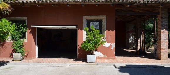 3-salle Maison à Udine, Italy No. 81679 10