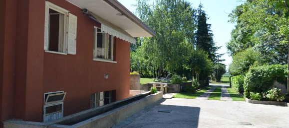 3-salle Maison à Udine, Italy No. 81679 13