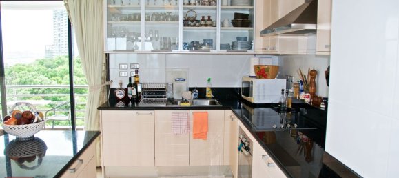 2 bedrooms Condo in Pattaya, Thailand No. 11911 6