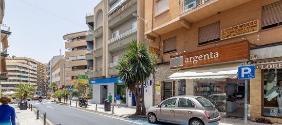 Apartamento de 3 dormitorios en Granada, Spain No. 148253 29