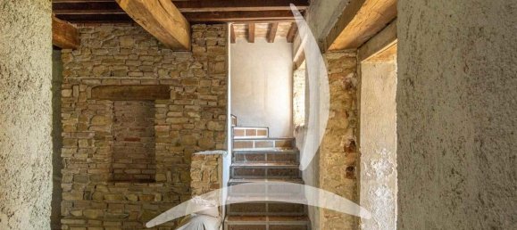 6 bedrooms House in Perugia, Italy No. 1406 10