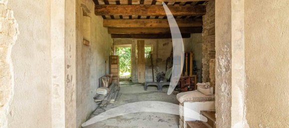 6 bedrooms House in Perugia, Italy No. 1406 9