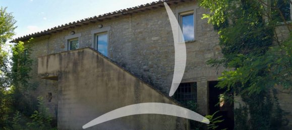 6 bedrooms House in Perugia, Italy No. 1406 7