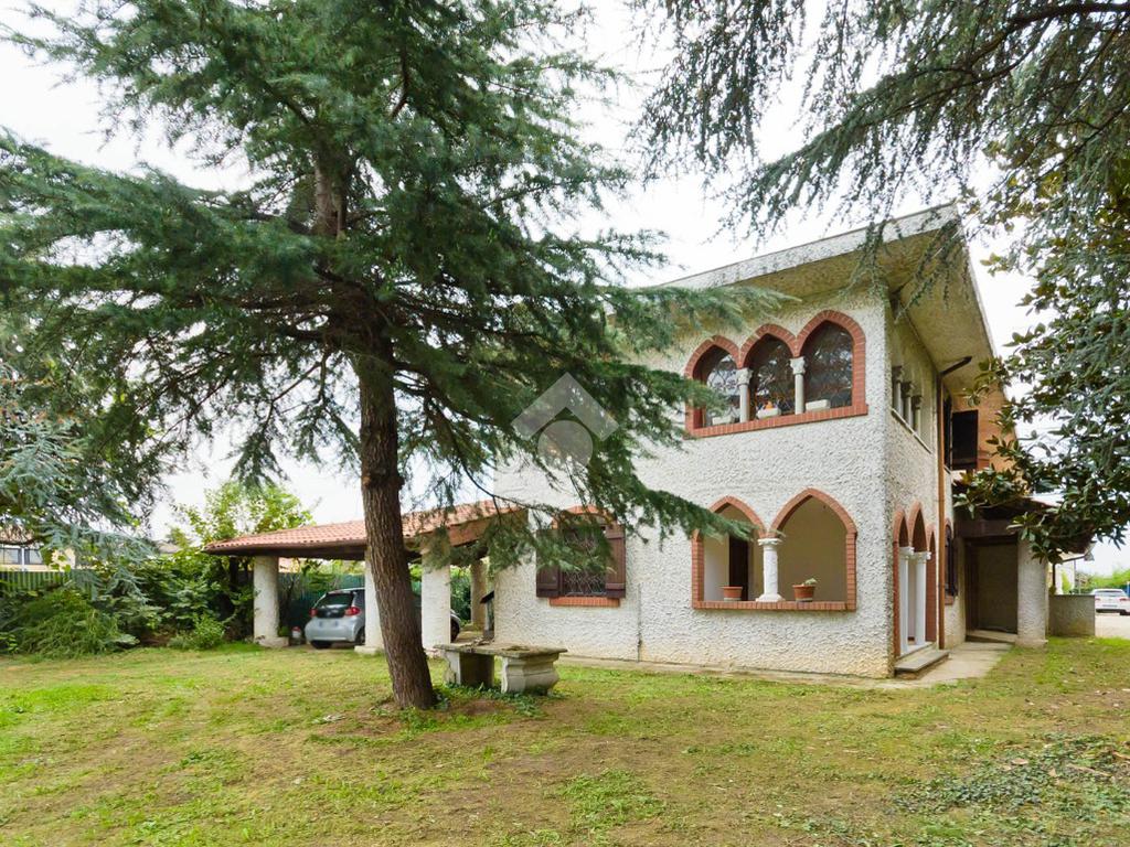 2 bedrooms Villa in Riva presso Chieri, Italy No. 164647