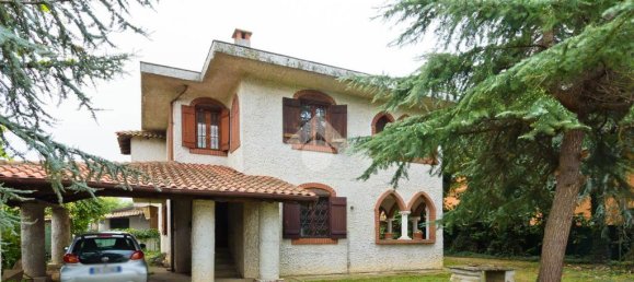 2 bedrooms Villa in Riva presso Chieri, Italy No. 164647 2