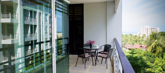 1 bedroom Condo in Karon, Thailand No. 6176 7