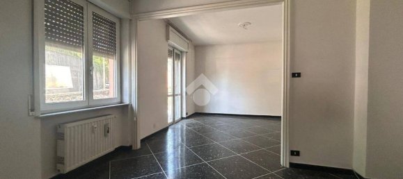 4 Schlafzimmer Wohnung in Genoa, Italy, Nr. 275631 8