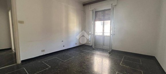 4 Schlafzimmer Wohnung in Genoa, Italy, Nr. 275631 26