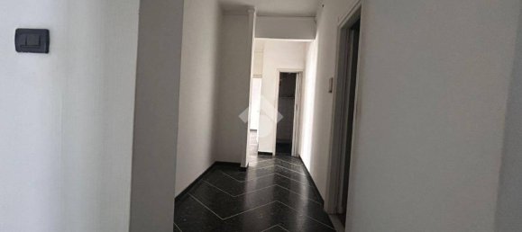 4 Schlafzimmer Wohnung in Genoa, Italy, Nr. 275631 14