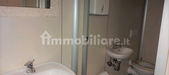 675m² Office in Terni, Italy No. 348949 3