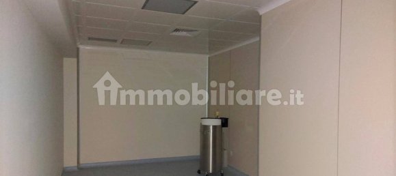 675m² Office in Terni, Italy No. 348949 10