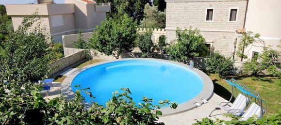 4 bedrooms Commercial property in Budva, Montenegro No. 112 17