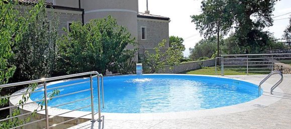 4 bedrooms Commercial property in Budva, Montenegro No. 112 11