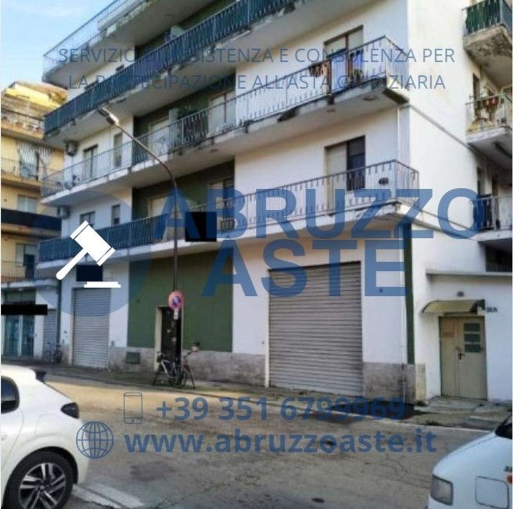 5-salle Appartement à Pescara, Italy No. 182973